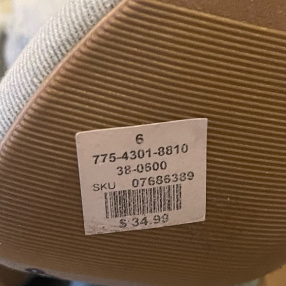 Wild Diva Denim Peep Toe Booties 6 4” Heel - Picture 7 of 8